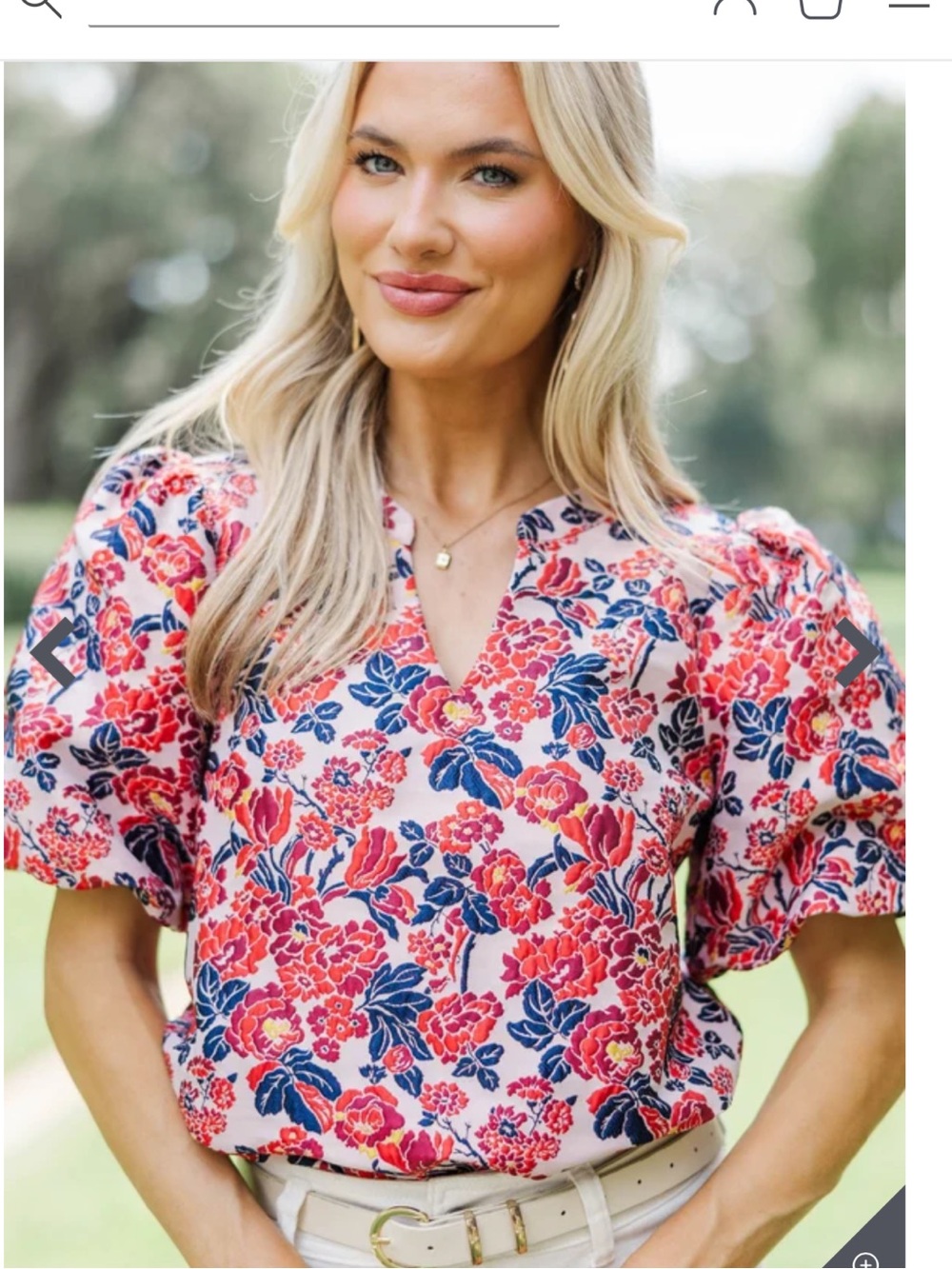 VOY Floral V-Neck Short Sleeve Top - Pink & Navy